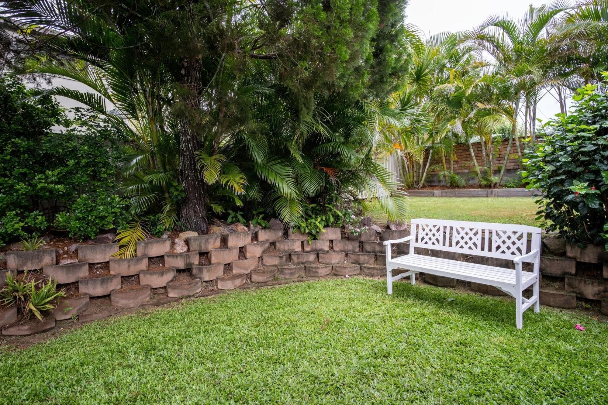 Pet Friendly Battery Hill Away From